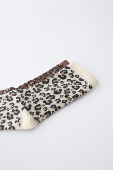 LOT DE DEUX PAIRES DE CHAUSSETTES LONGUES ANIMAL PRINT - Beige clair de Zara - Image 1