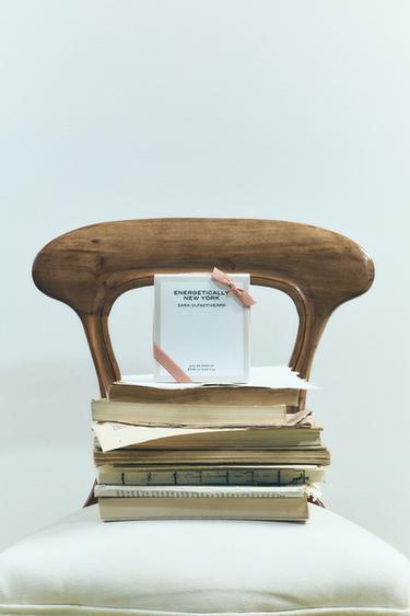 ENERGETICALLY NEW YORK LIMITED EDITION EDP 60 ML (2.3 FL.OZ). - pé tinguidura de Zara