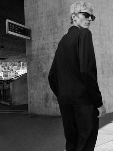 Zara Product image - Black - Image 0