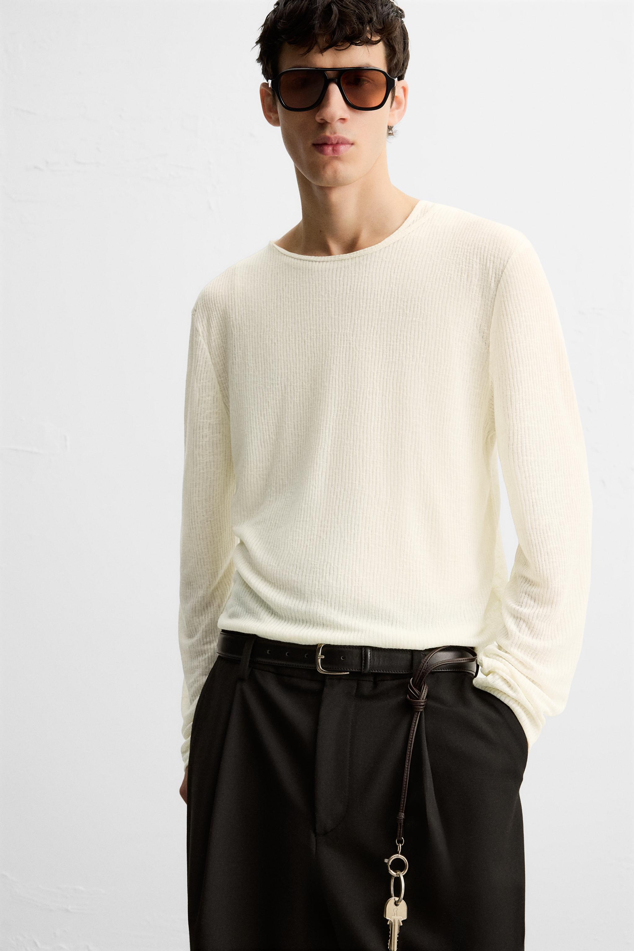 T-SHIRT STRUCTURE SEMI-TRANSPARENT
