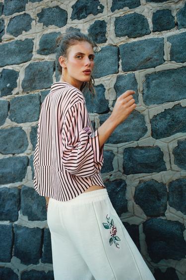 CHEMISE À RAYURES ET MANCHES BOUFFANTES - Multicolore de Zara - Image 2