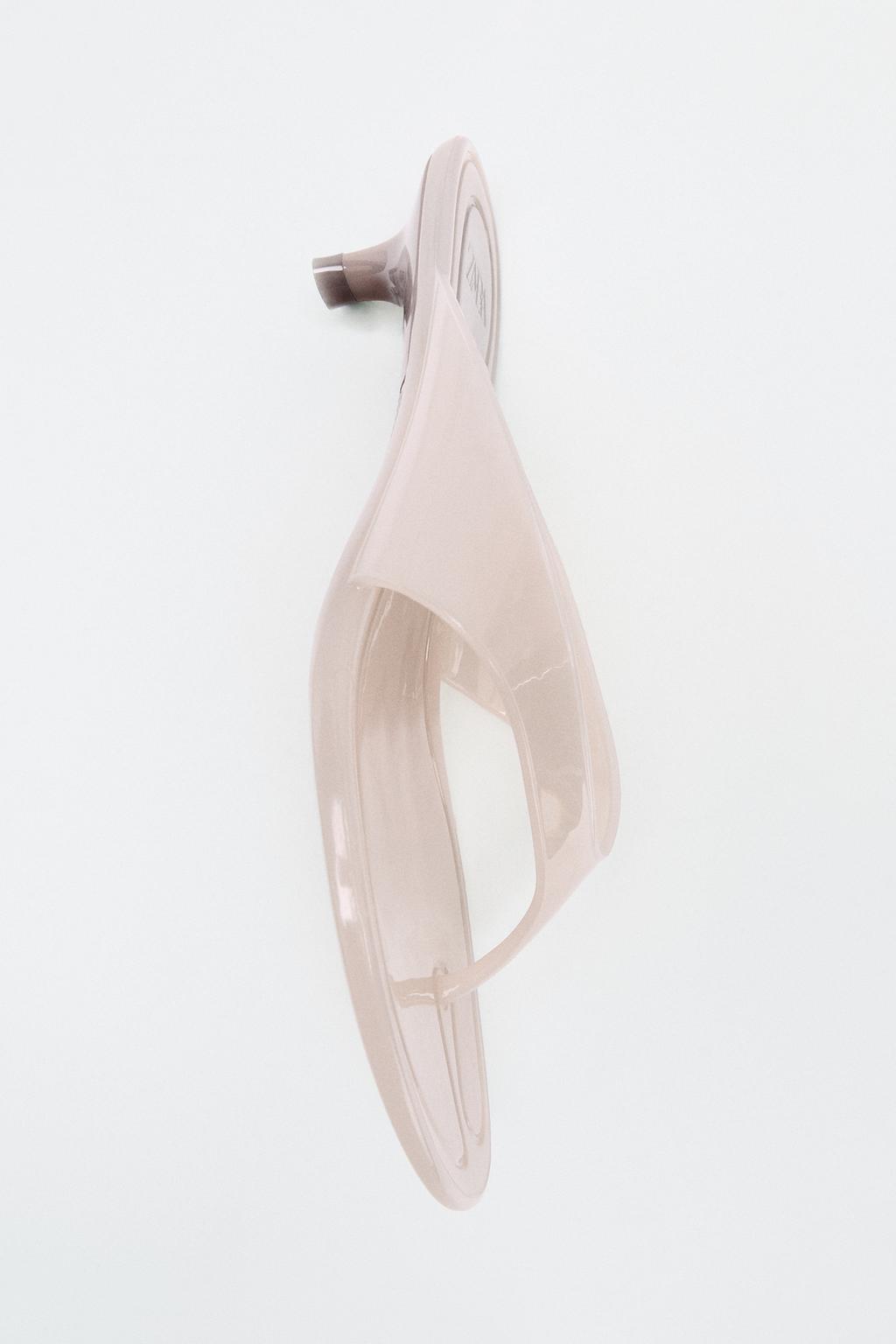 JELLY KITTEN HEEL SANDALS