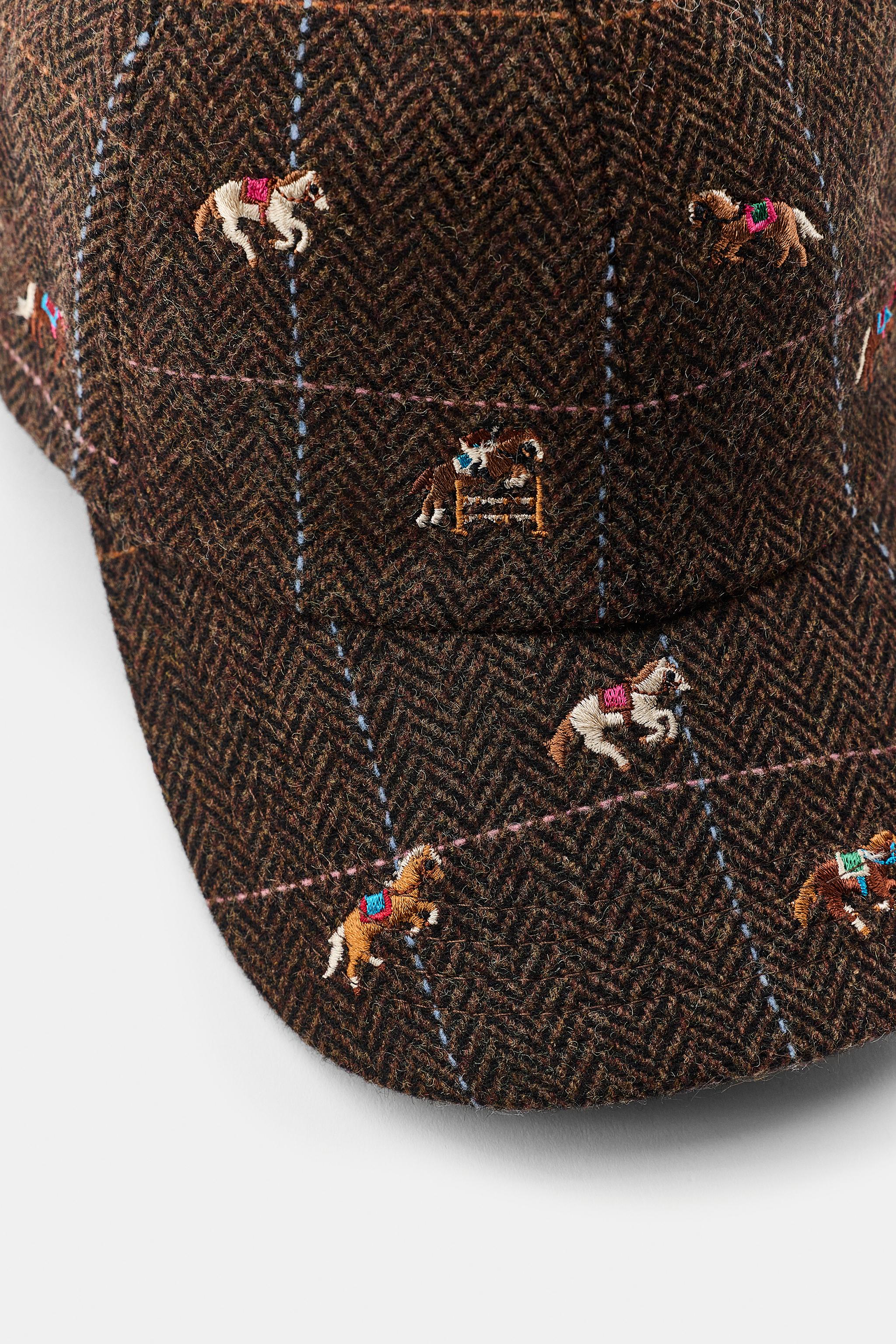 WOOL BLEND HORSE EMBROIDERY CAP