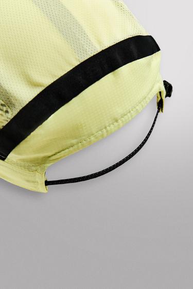 PERFORATED TECHNICAL CAP - Light lime green by Zara - Image 6