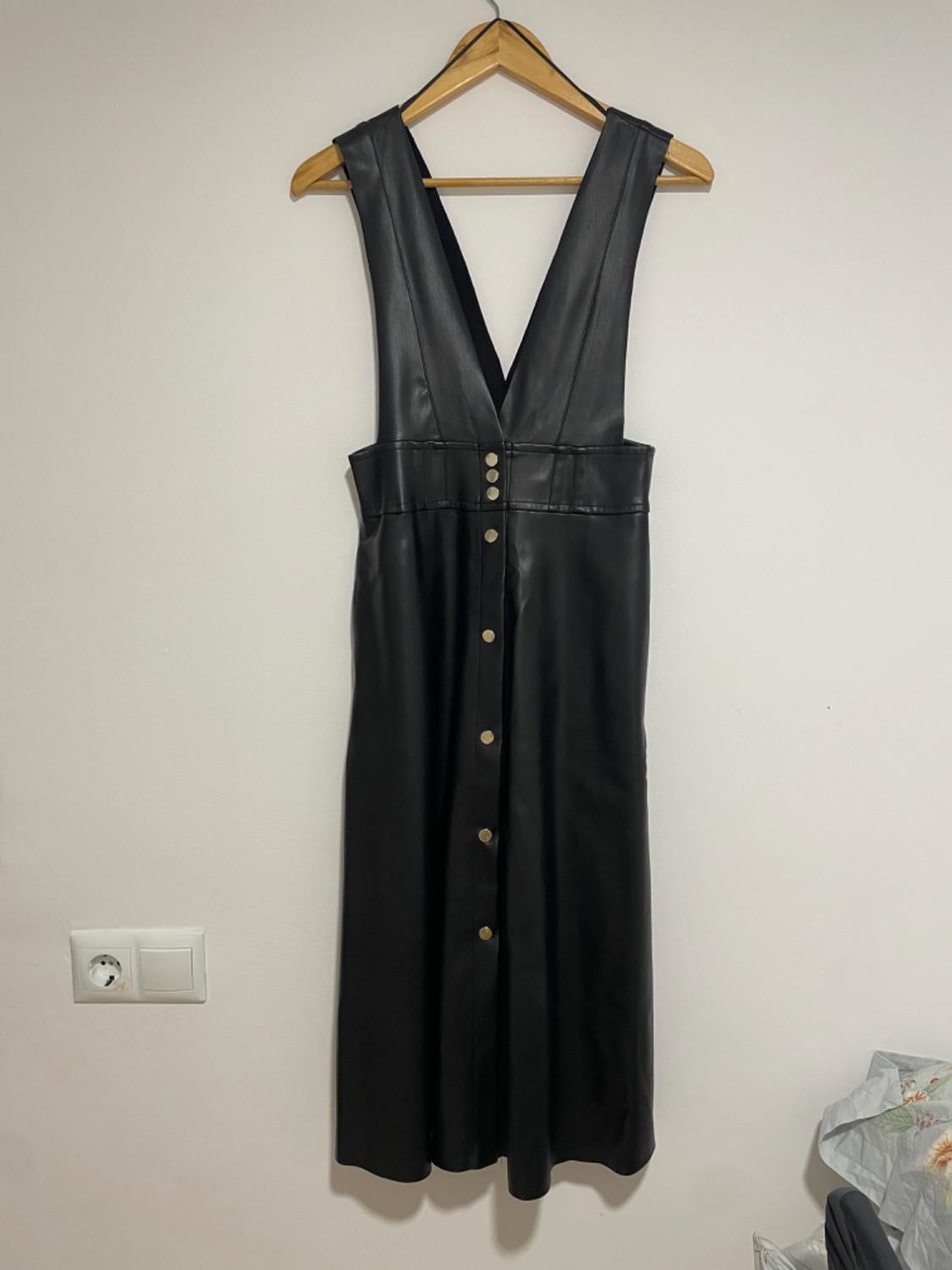 MIDI PINAFORE DRESS WITH BUTTONS