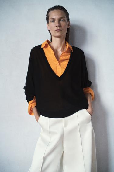 KNIT V-NECK JUMPER - Black by Zara