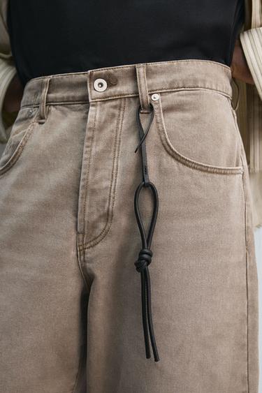 PORTE-CLÉS EN CUIR LIMITED EDITION - Noir de Zara - Image 1