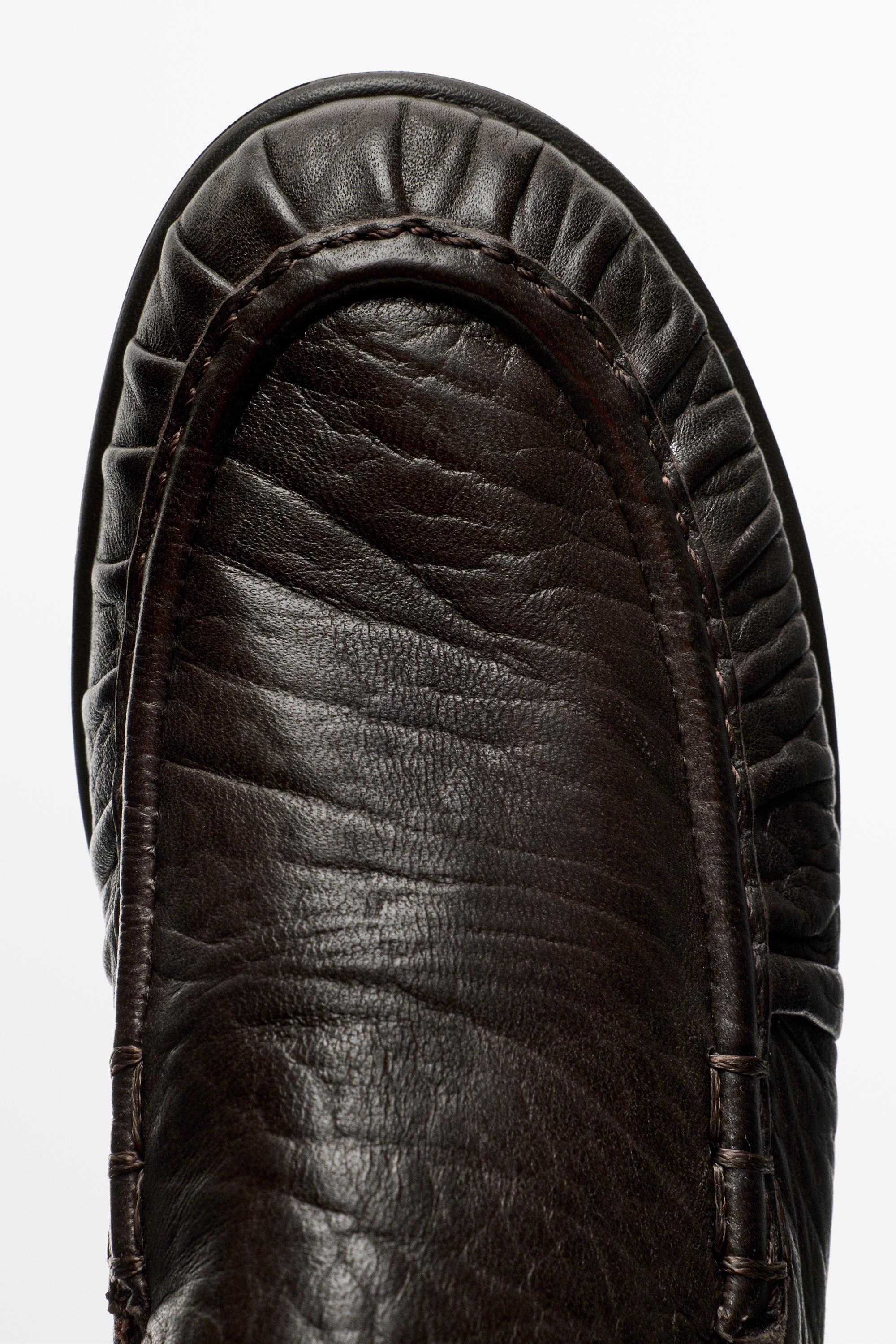 Mocassin en cuir grainé
