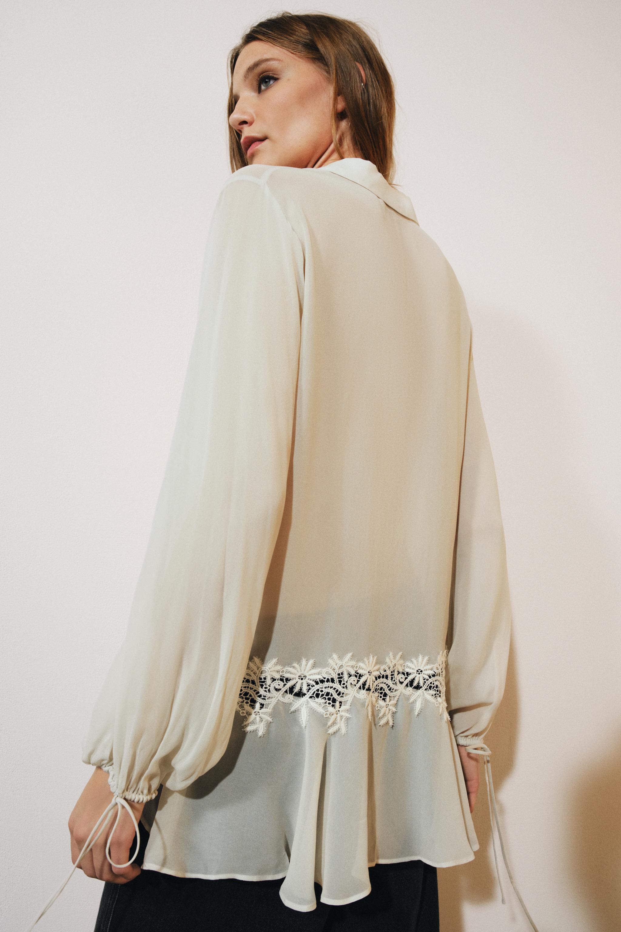 Женские блузки Zara ZW COLLECTION EMBROIDERED LACE BLOUSE — фото 3