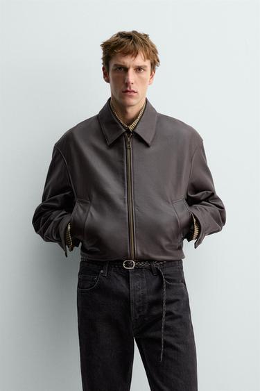 CAZADORA BOMBER PIEL AARON LEVINE X ZARA - Chocolate de Zara