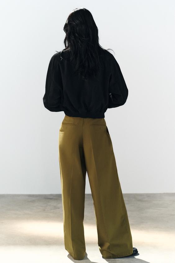 PANTALON À PLIS ET PASSANTS - Vert huile de Zara - Image 4