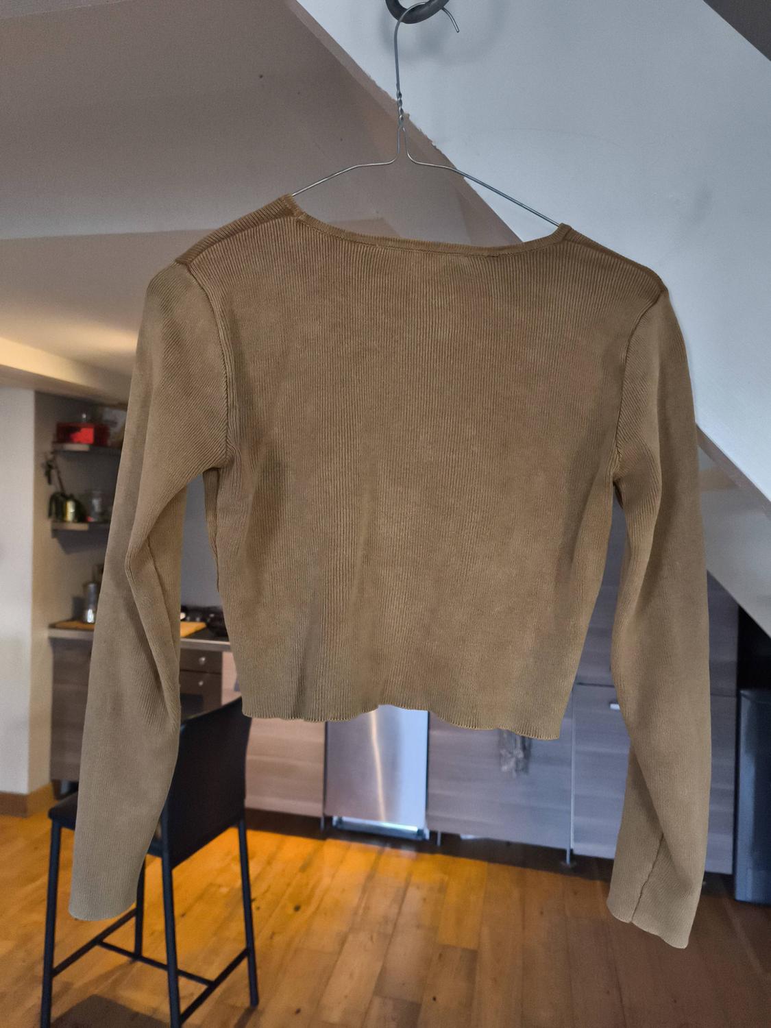 ACID WASH KNIT CROP TOP - Image 3