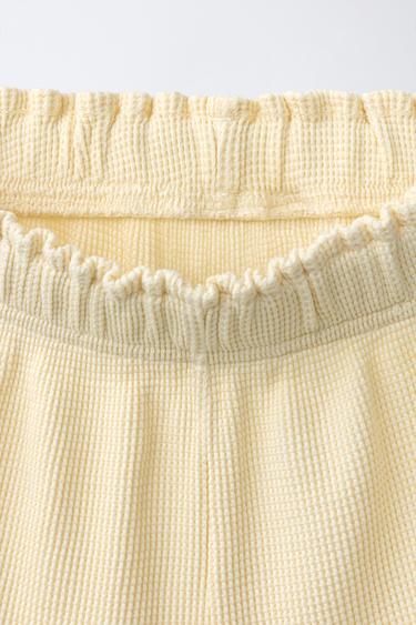 BERMUDA WAFFLE À INSCRIPTION - Jaune de Zara - Image 2