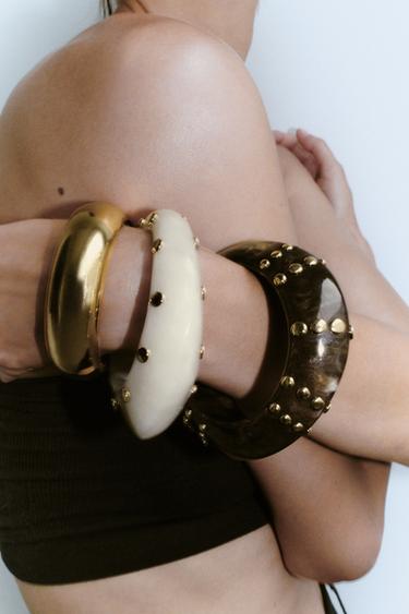 PACK OF 3 RIGID RESIN STUD BRACELETS - Golden by Zara - Image 1