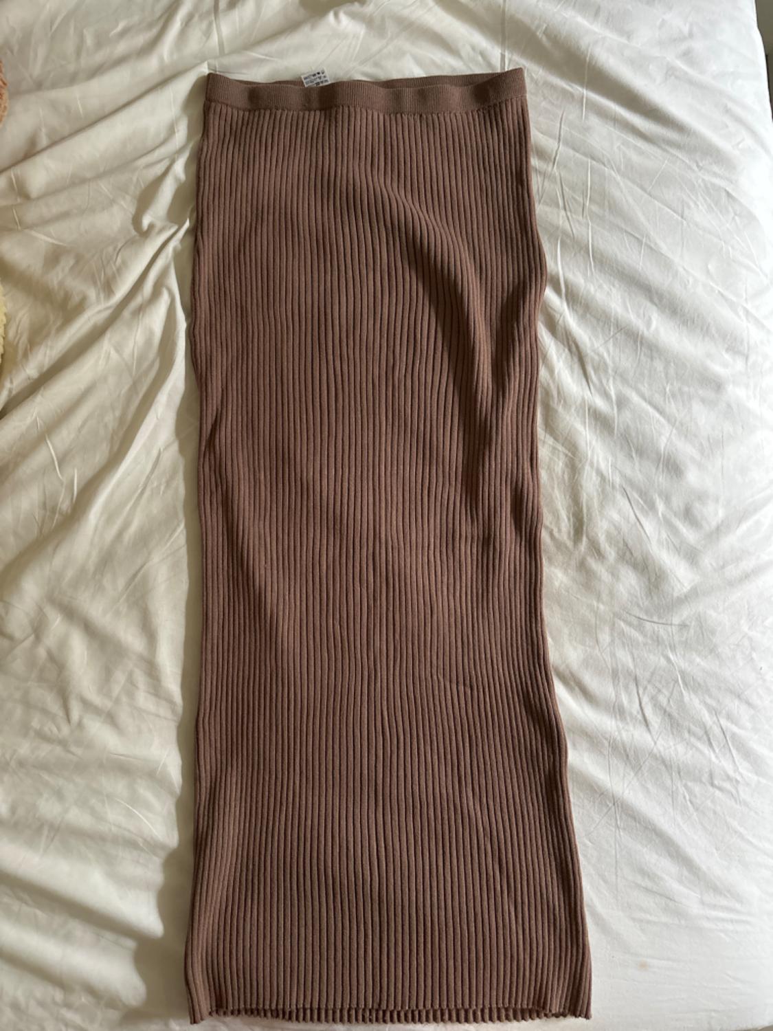 RIBBED SKIRT - Image 2