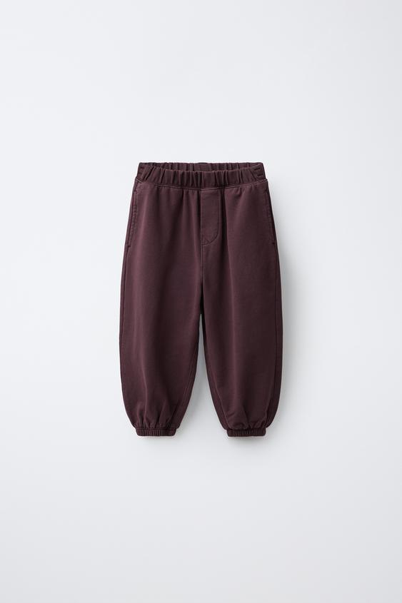 PANTALÓN JOGGER LISO - GRANATE de Zara - Imagen 0