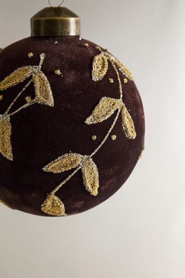 VELVET BAUBLE CHRISTMAS TREE DECORATION WITH LEAVES - Brown by Zara - Image 2