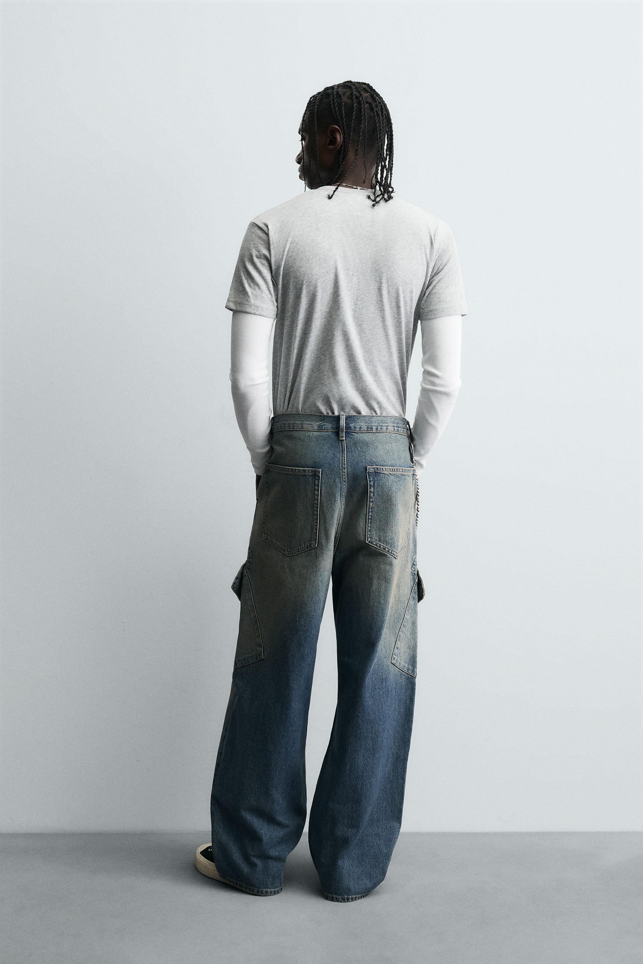 BAGGY FIT CARGO JEANS