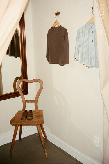 LOOK - CAMEL/WHITE  by Zara