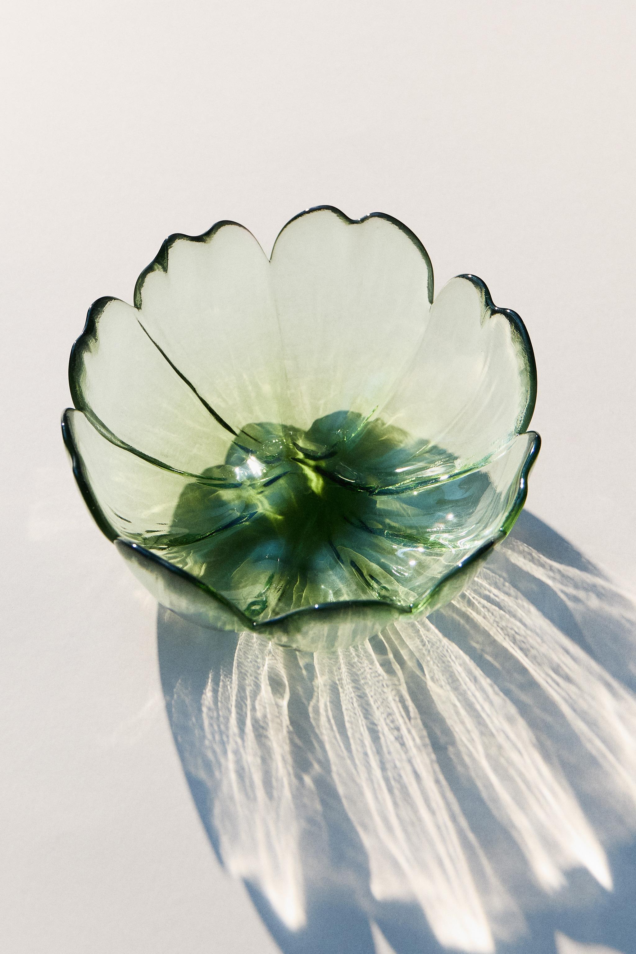FLORAL GLASS BOWL — Green