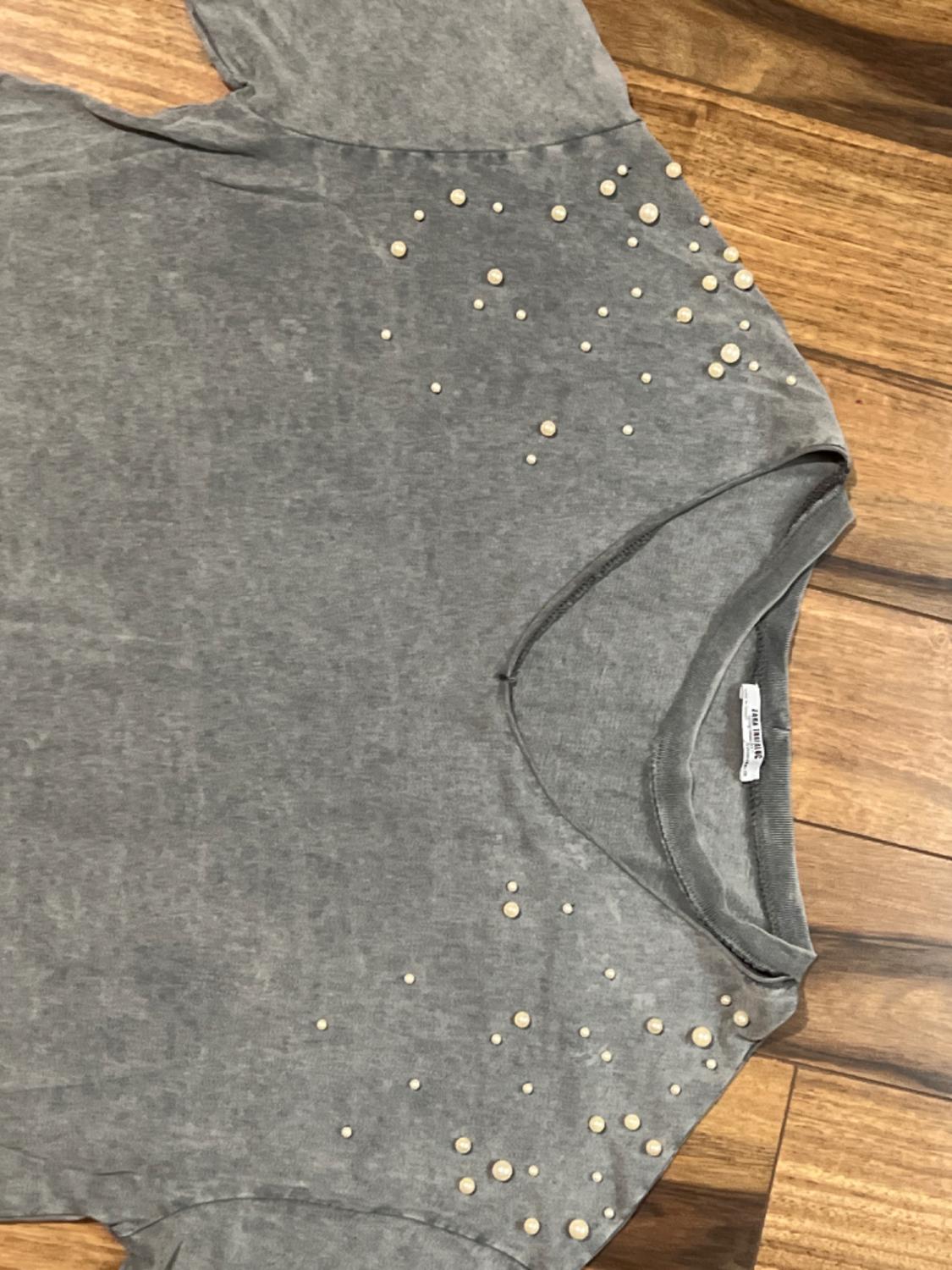 WORN ONCE/ NO STAINS OR DAMAGE - Image 2