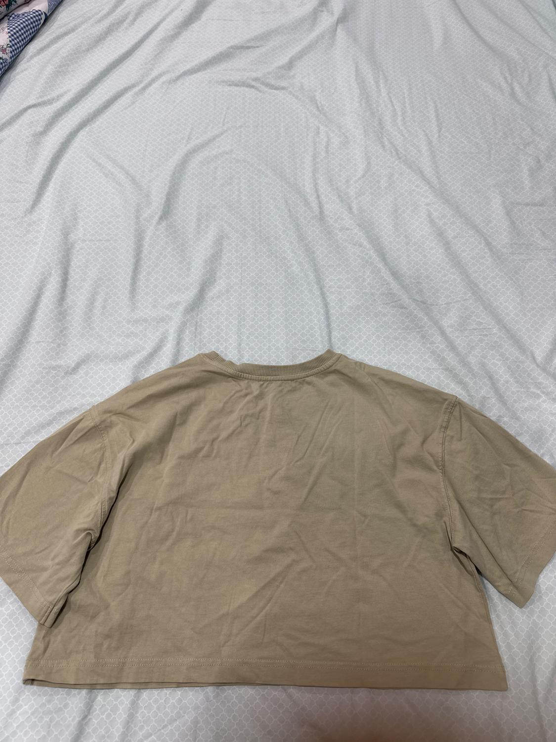 TEXT PRINT CROP TOP - Image 2