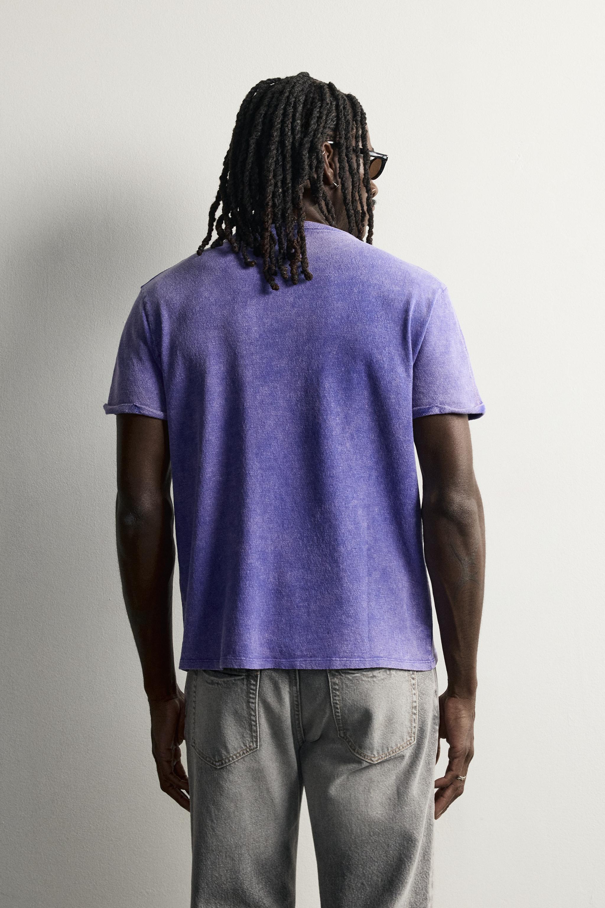 T-SHIRT EN MAILLE LAVÉ À MOTIF