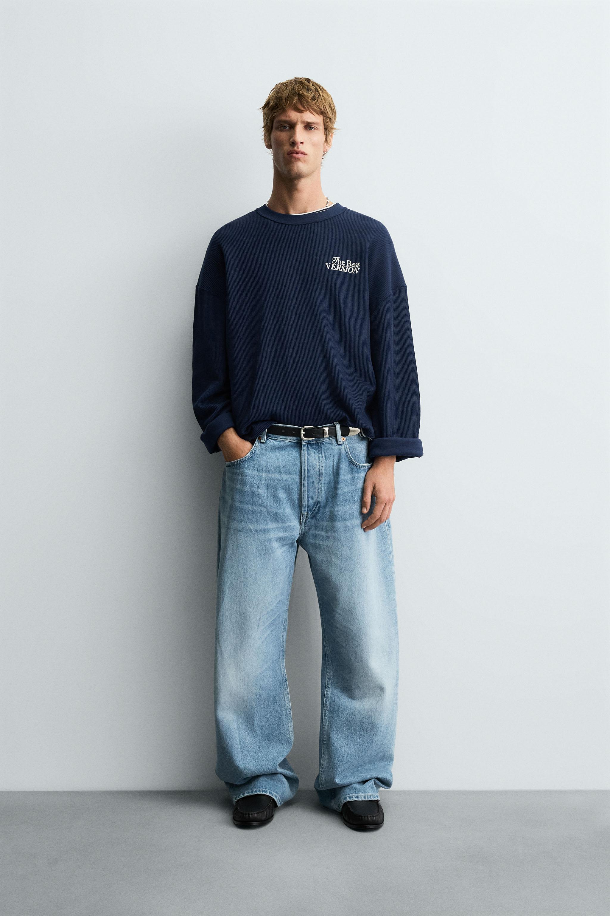 zara シャイニーテキストプラッシュ地スウェットシャツ zara シャイニーテキストプラッシュ地スウェットシャツ