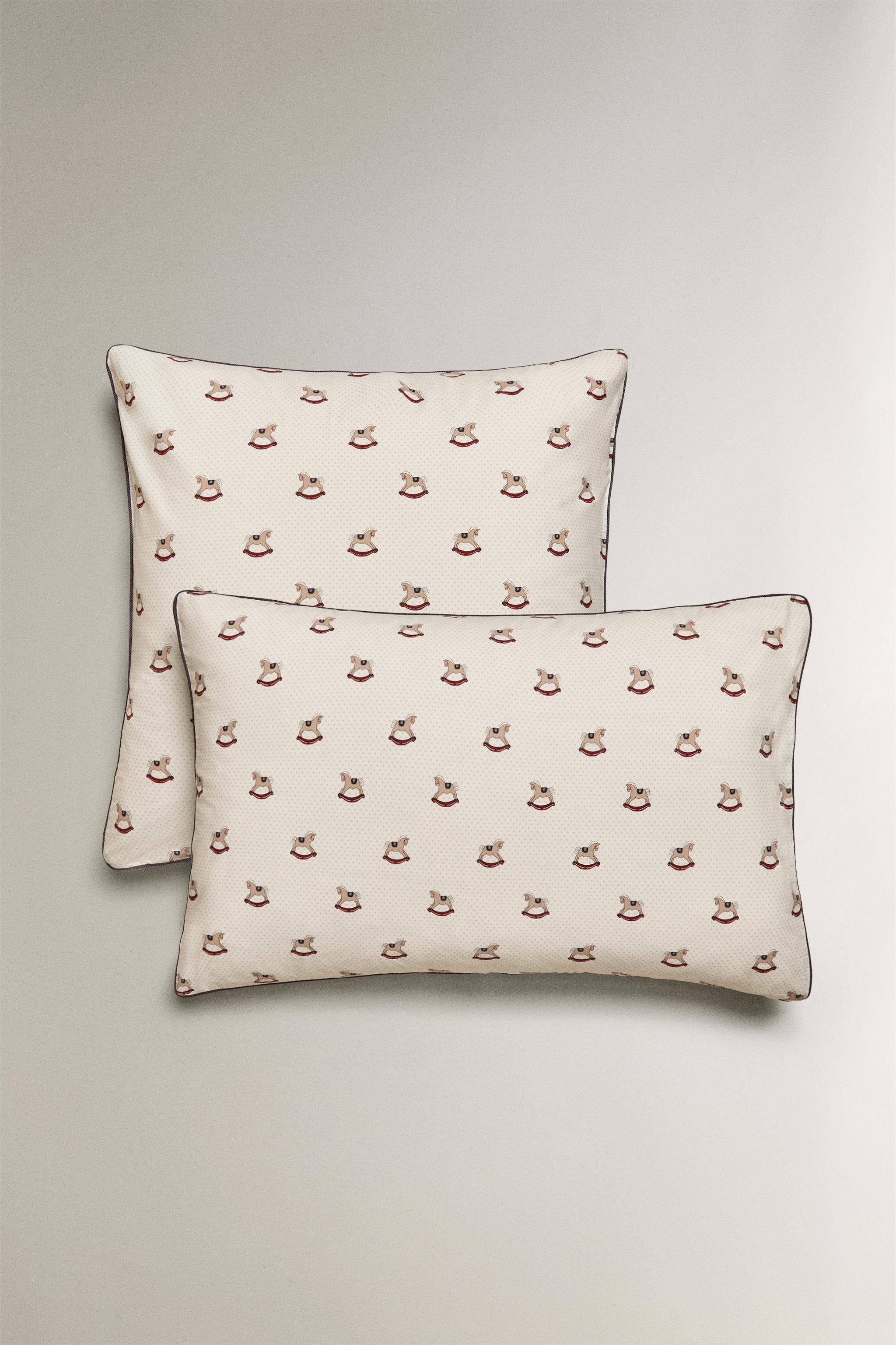 CHILDREN'S CHRISTMAS HORSE PILLOWCASE