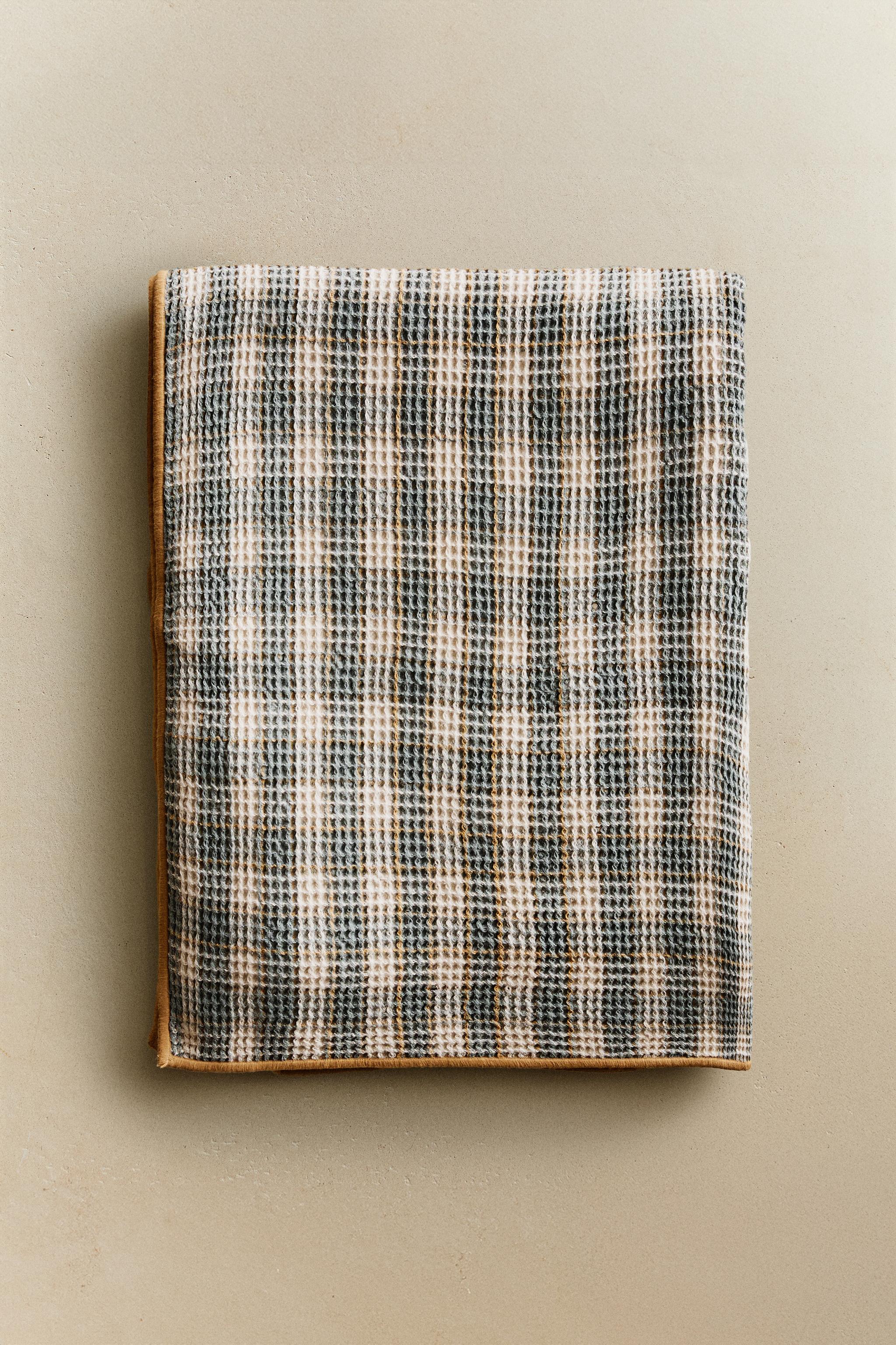 ZARA チェック柄ブランケット 140×190cm チェック柄 ワッフル ブランケット - ウォーターブルー | ZARA