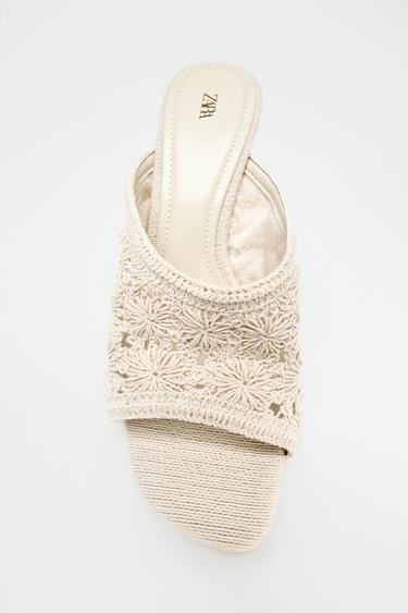 SANDALIA CUÑA CROCHET - Blanco Crudo de Zara