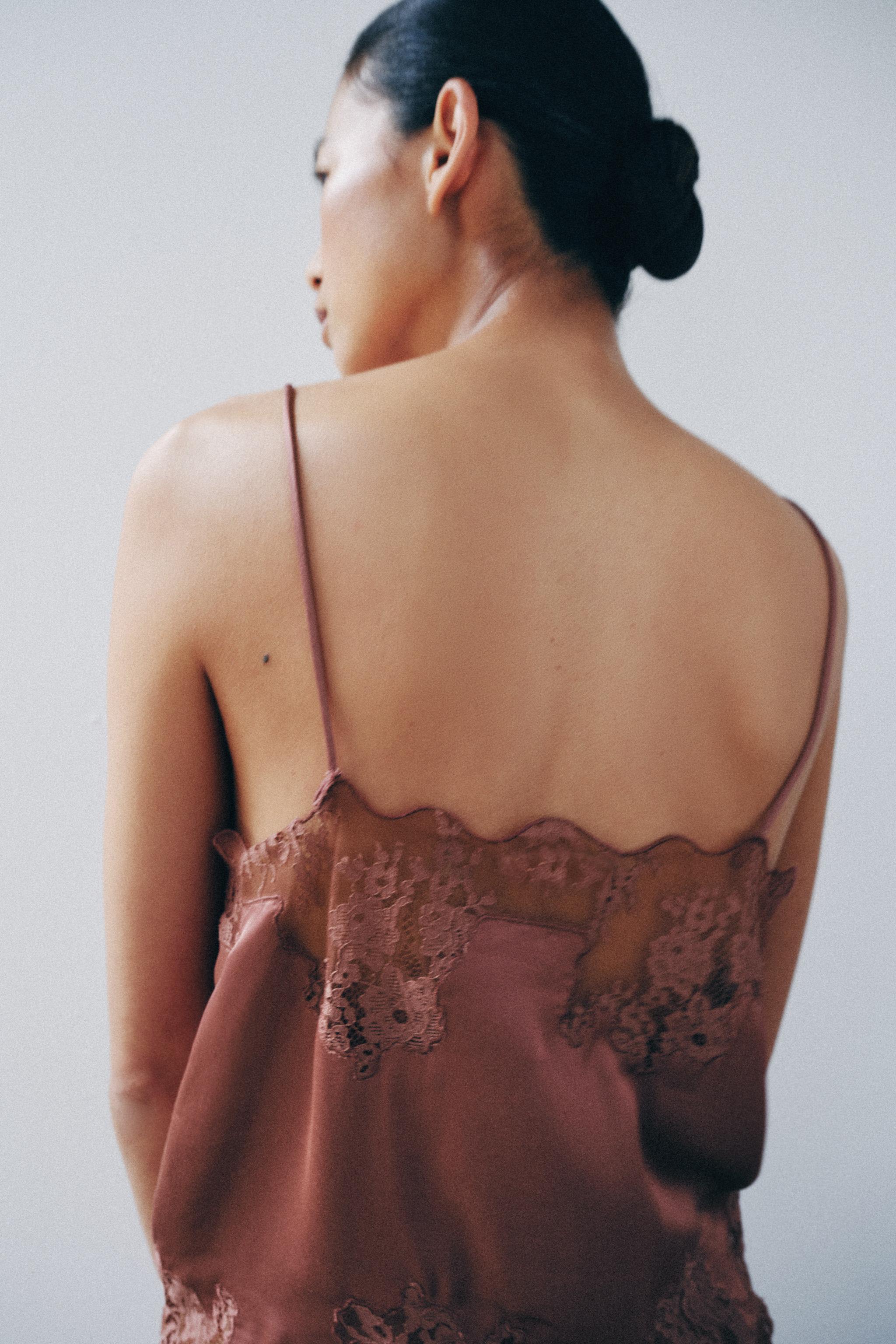 SATIN LACE CAMISOLE TOP
