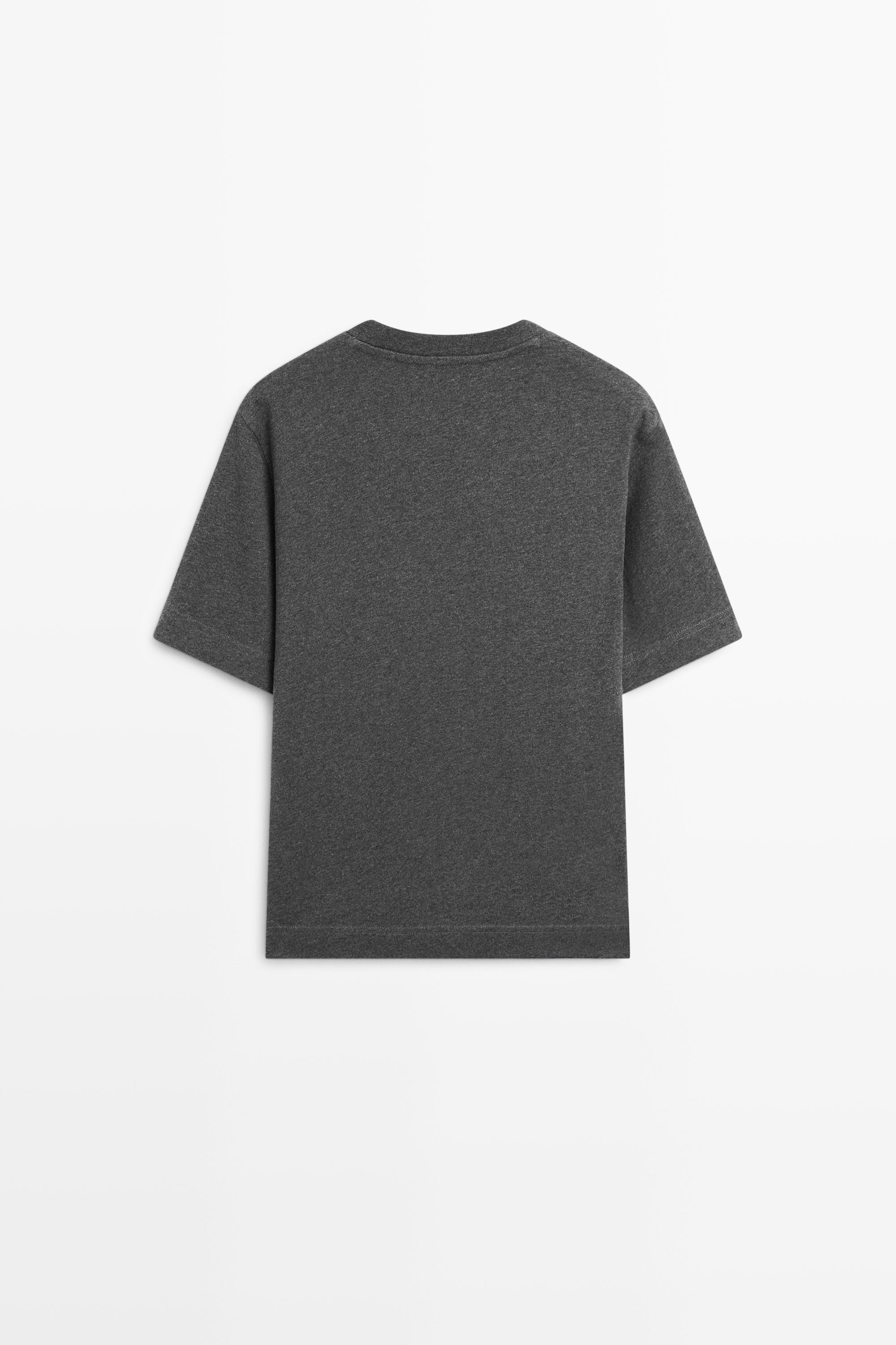 Short sleeve T-shirt with pocket detail