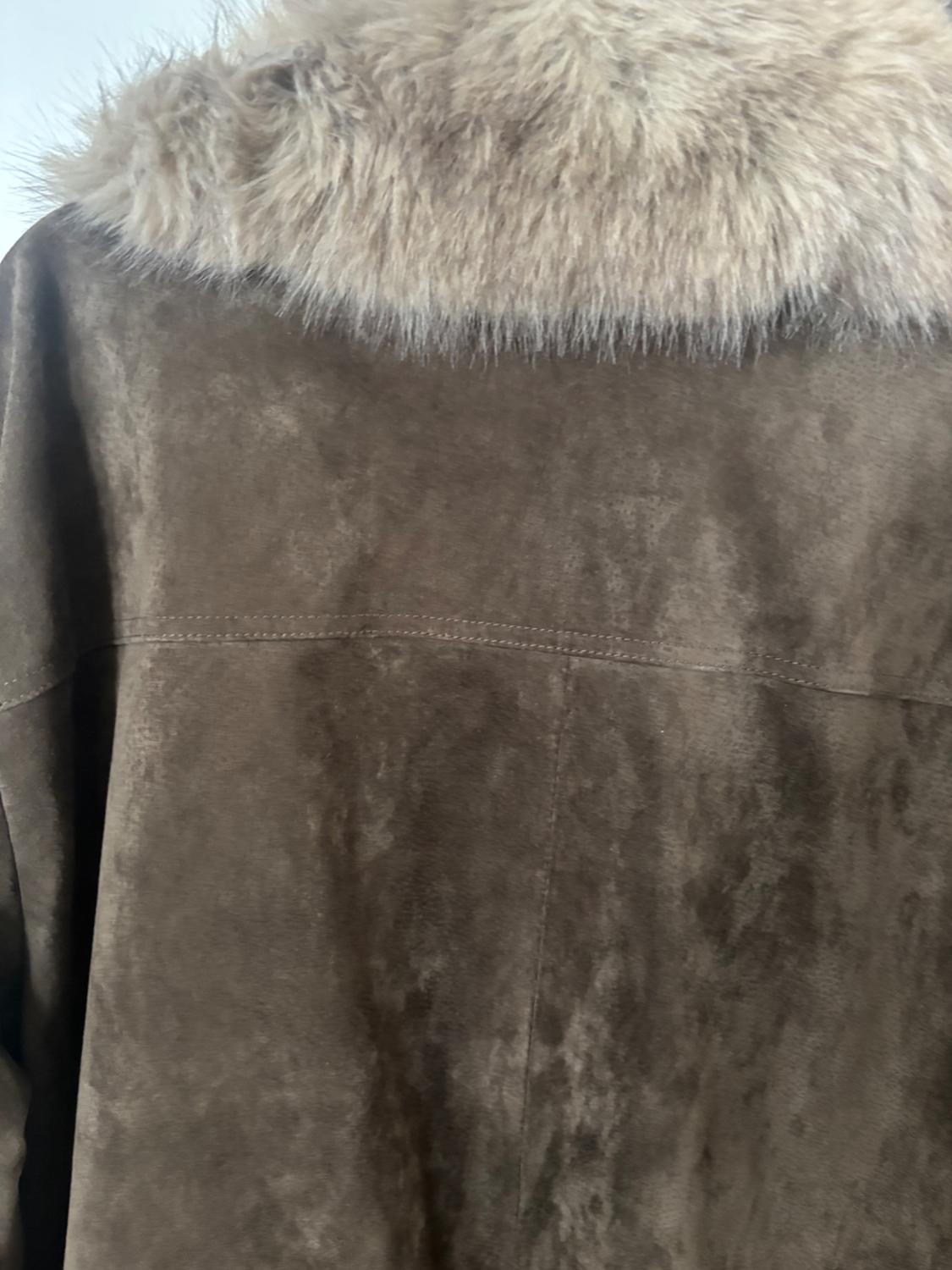 100% SUEDE LEATHER JACKET - Image 7
