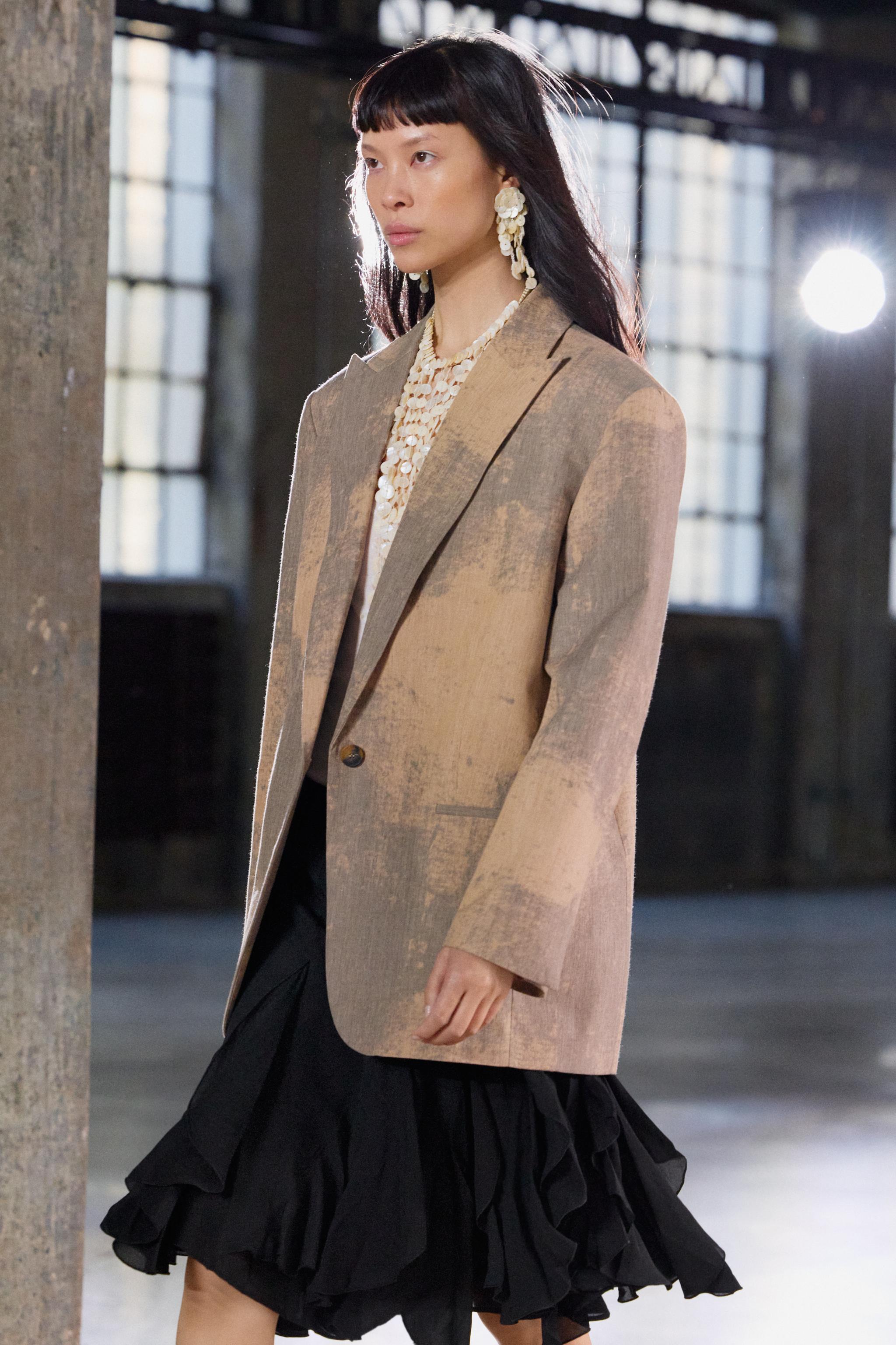 ZW COLLECTION フリルスカート - ブラック | ZARA Japan / 日本
