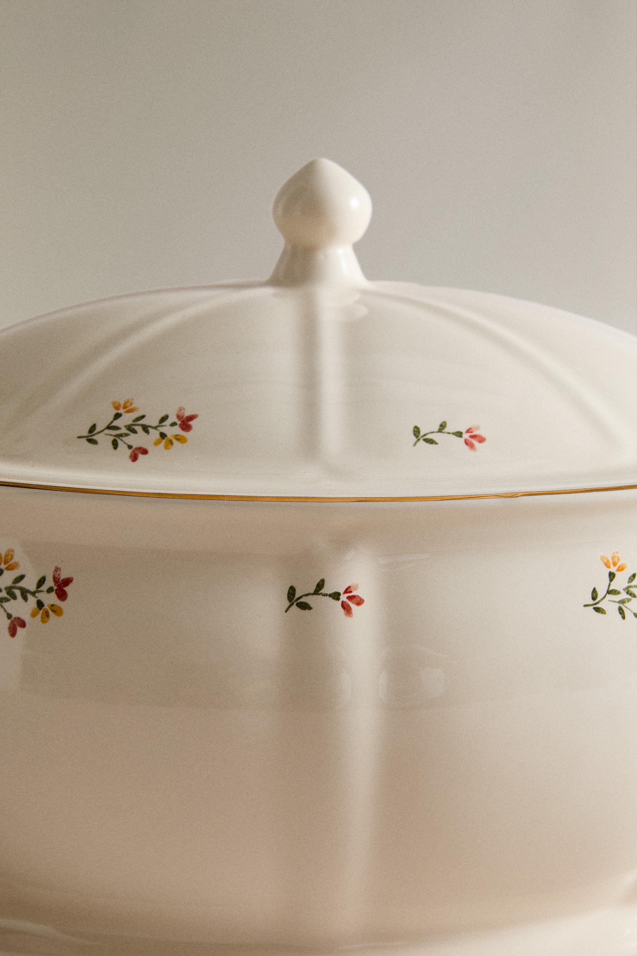 FLORAL PORCELAIN SOUP TUREEN