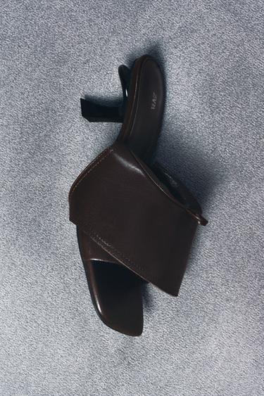 Zara LEATHER KITTEN HEEL SANDALS - Brown