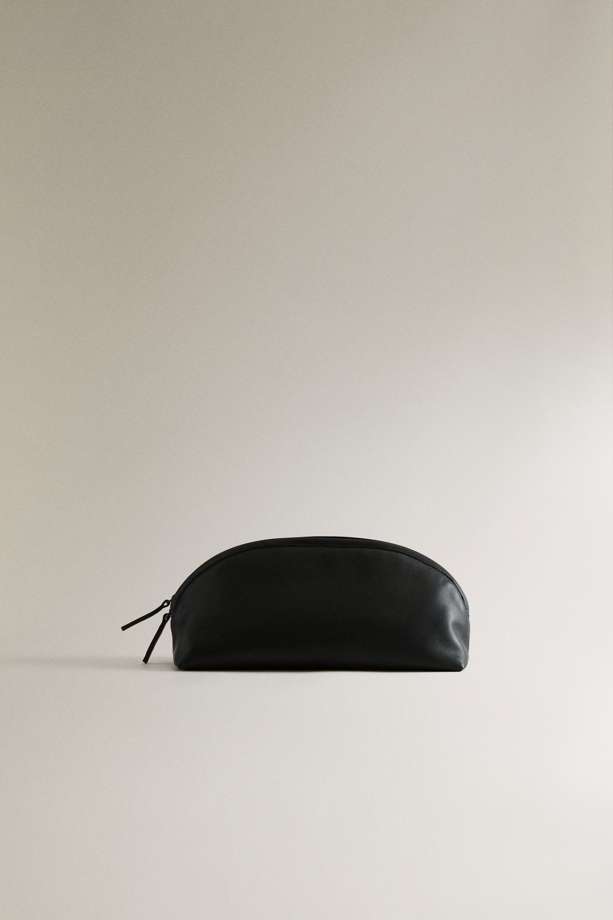 HALF-MOON LEATHER MAKEUP BAG