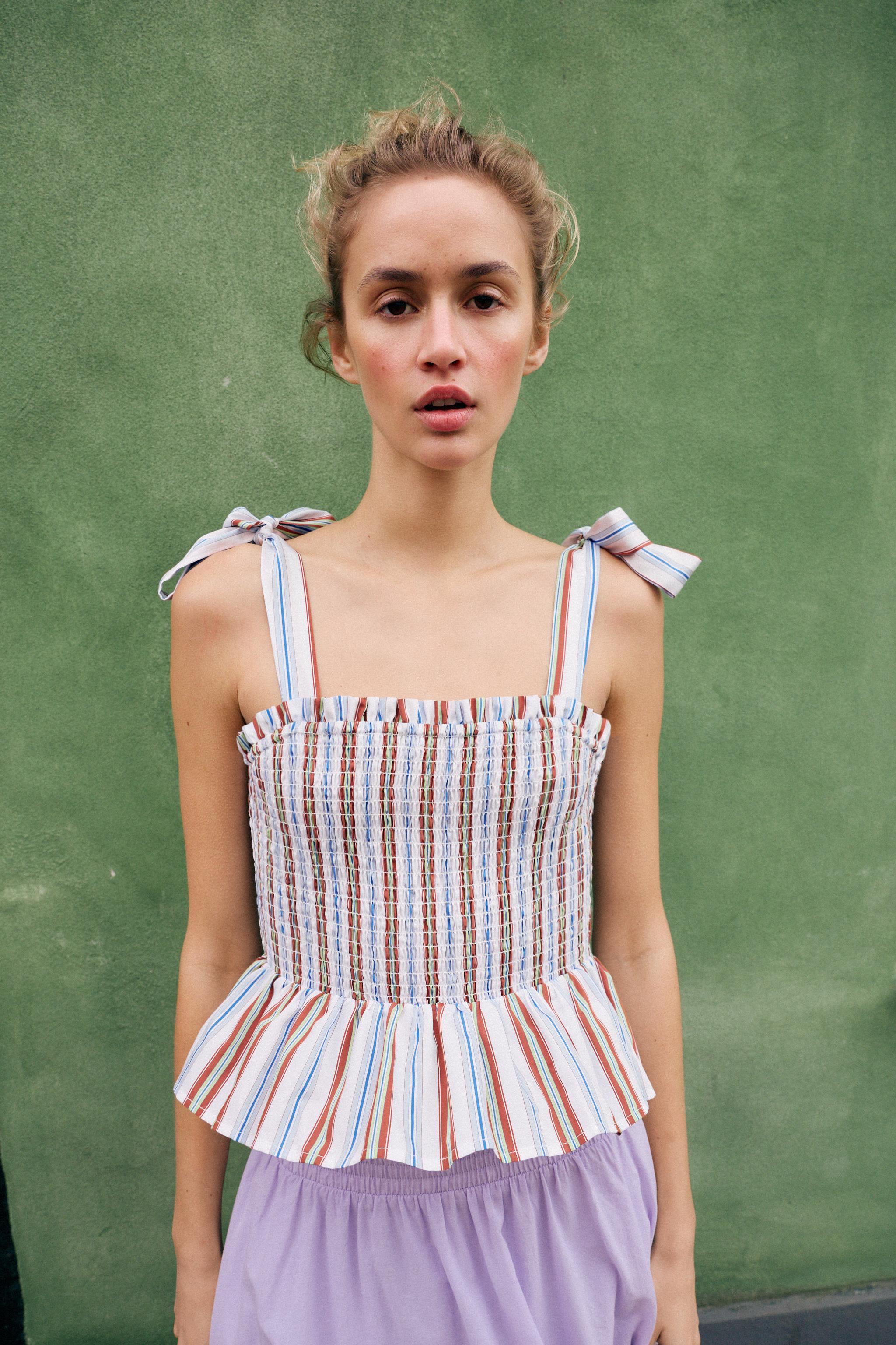 BÜZGÜLÜ ÇİZGİLİ TOP