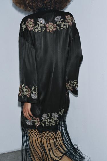 KIMONO BRODERIES FLEURS FRANGES - Noir de Zara - Image 2