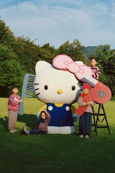 SUDADERA ESTAMPADO HELLO KITTY © SANRIO - Rosado oscuro de Zara