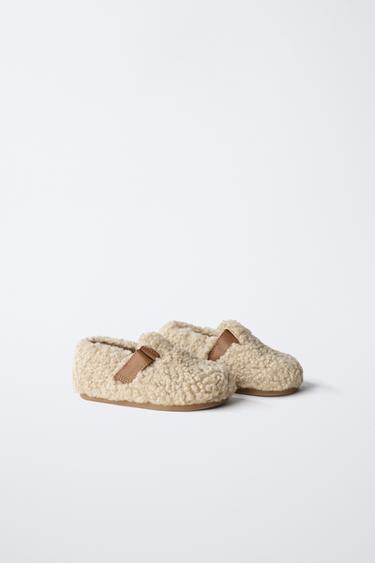 CHAUSSURES BAREFOOT EFFET MOUTON - Blanc écru de Zara - Image 1