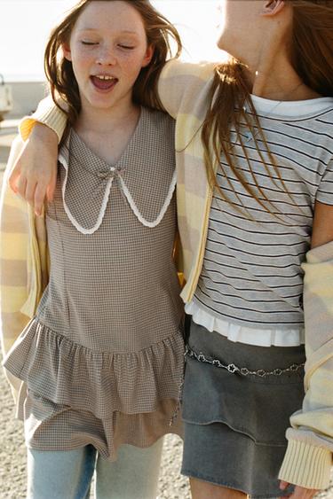 ПЛАТЬЕ В КЛЕТКУ С ВОЛАНАМИ И КРУЖЕВОМ — Белый / Серый от Zara