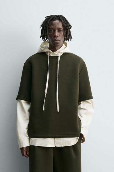 SWEATSHIRT IN NEOPREN-OPTIK MIT NIETEN - Dunkelgrün von Zara