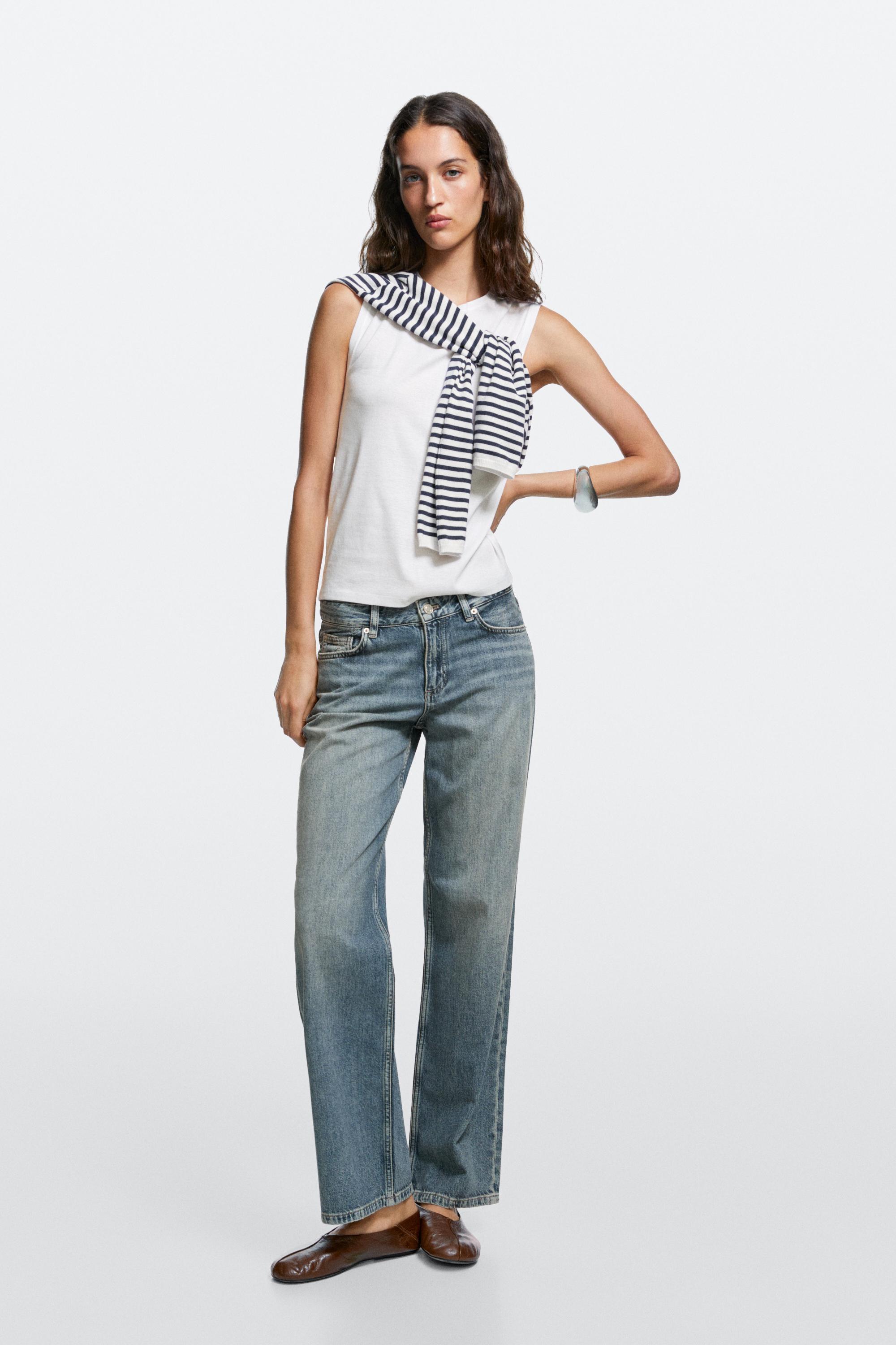 Low-rise straight-leg jeans — Mid-blue