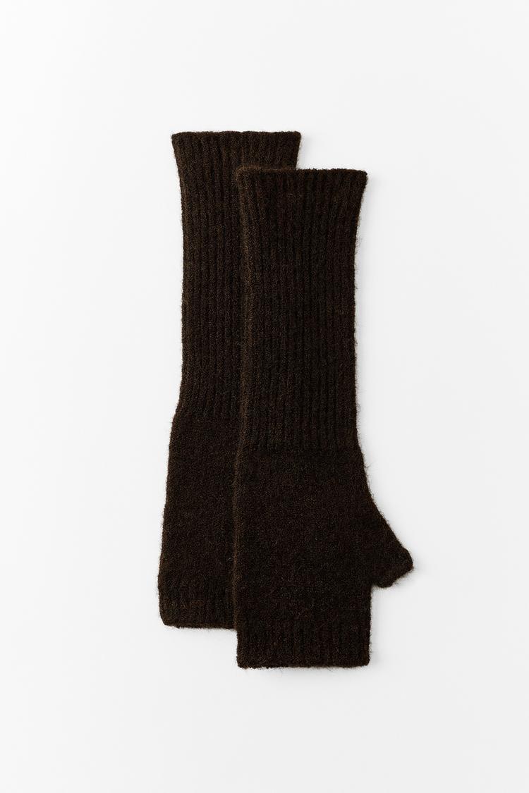 LONG KNIT MITTENS — Brown