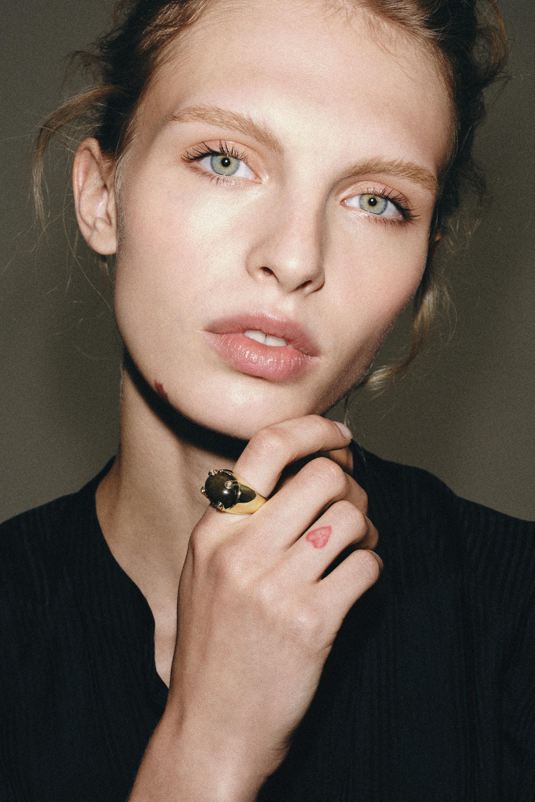 METAL STONE RING