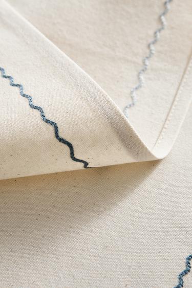 COTTON PLACEMAT WITH RABBIT EMBROIDERY - Blue by Zara - Image 3