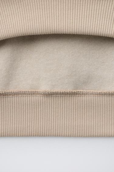 SWEAT AVEC PIÈCE BRODÉE - Beige de Zara - Image 3