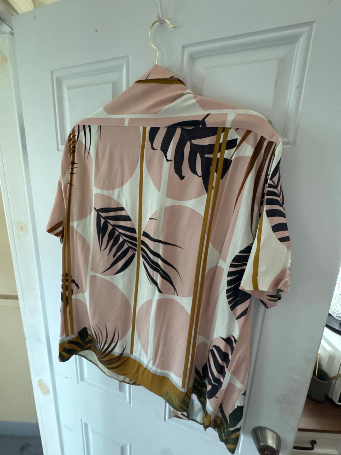 CAMISA ESTAMPADO HOJAS - Image 2